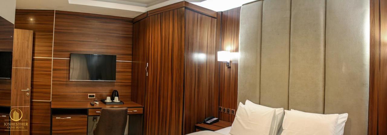 Joshesther Olive Hotel Ikeja Eksteriør bilde