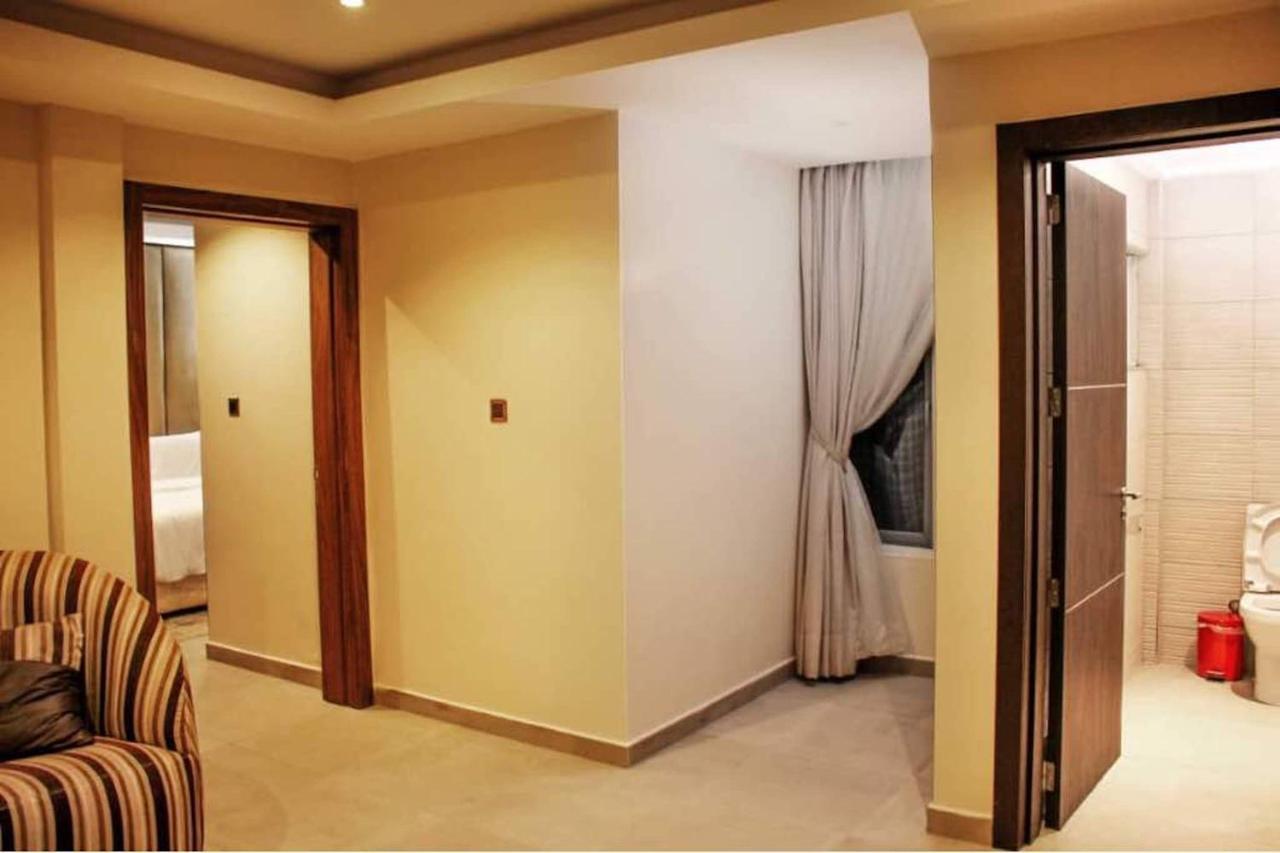 Joshesther Olive Hotel Ikeja Eksteriør bilde