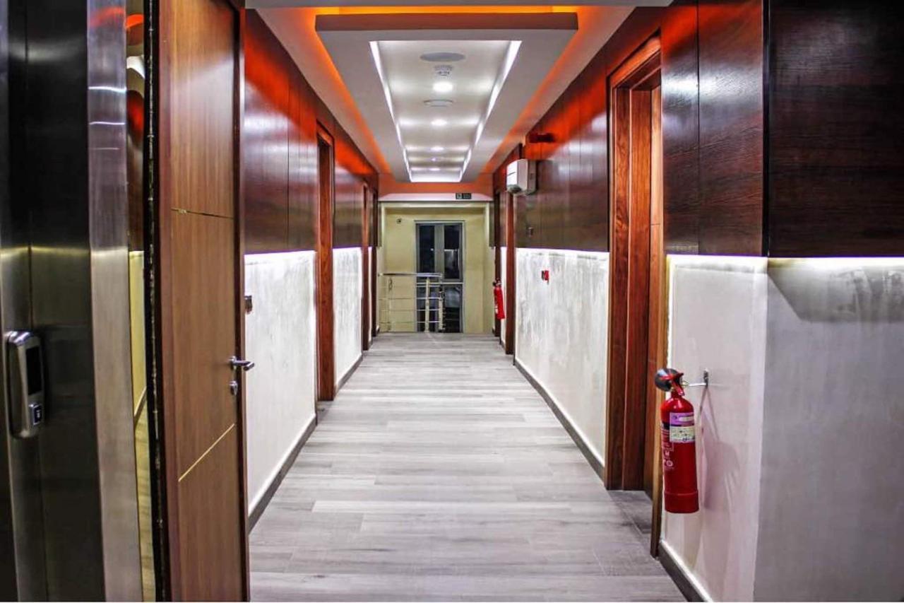 Joshesther Olive Hotel Ikeja Eksteriør bilde