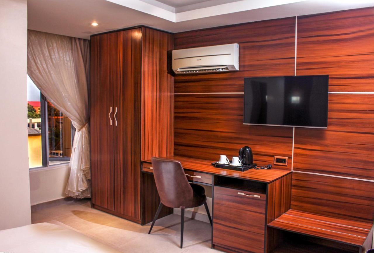 Joshesther Olive Hotel Ikeja Eksteriør bilde
